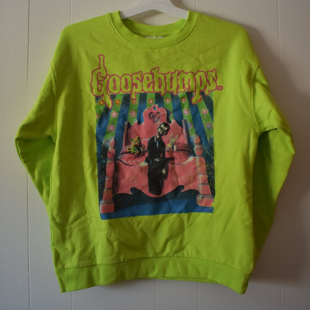 NWT Target Goosebumps Sweatshirt Size S